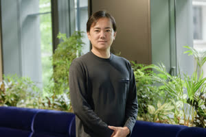 國方 桂介